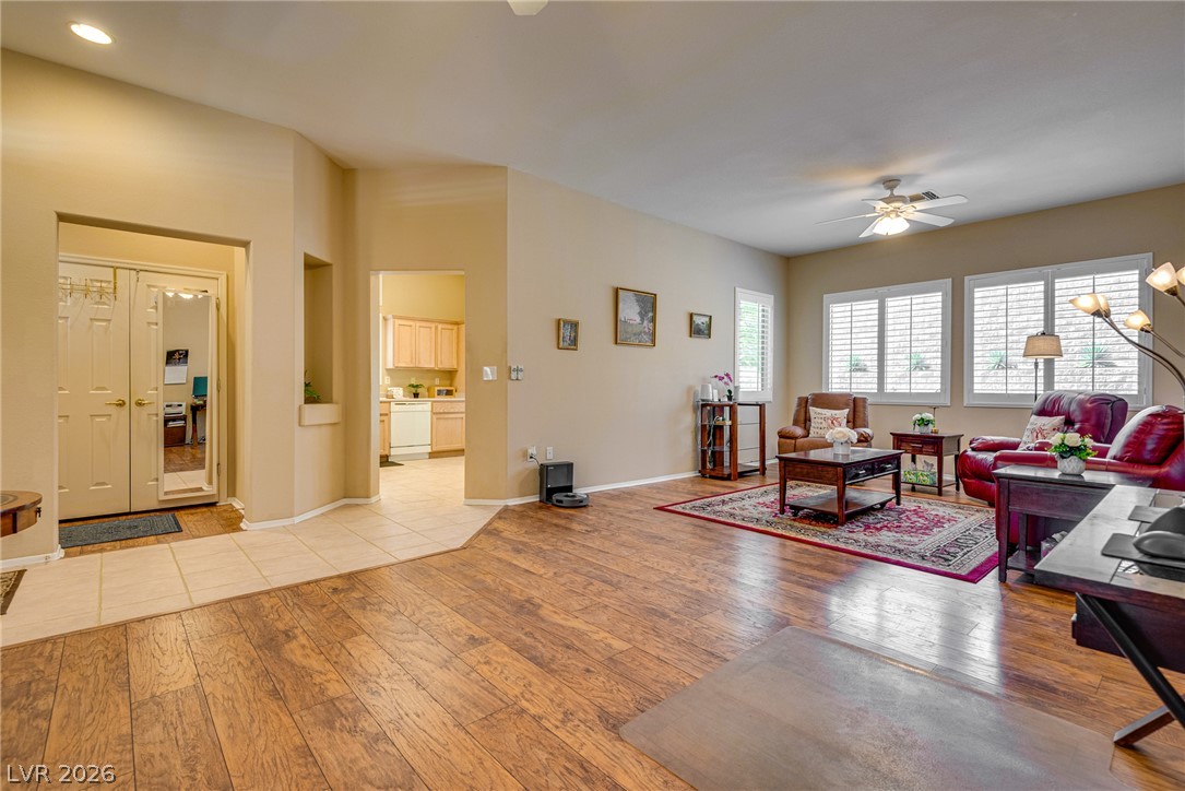 2025 Red Dawn Sky Street Property Photo 5