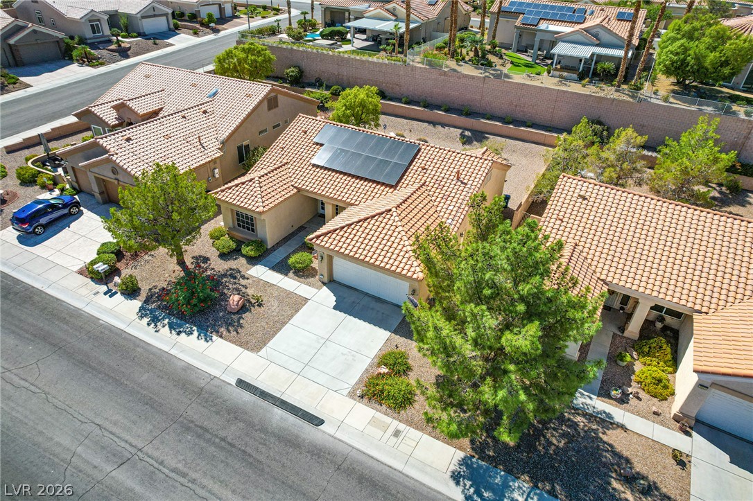 2025 Red Dawn Sky Street Property Photo 30