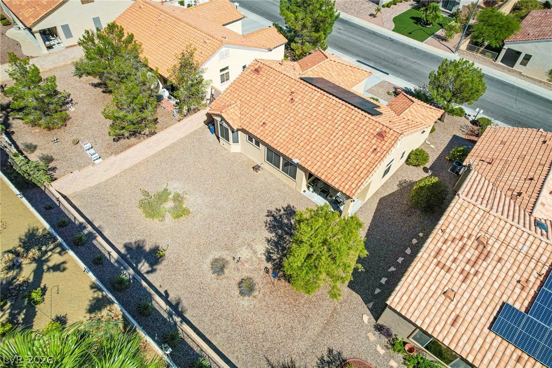2025 Red Dawn Sky Street Property Photo 31