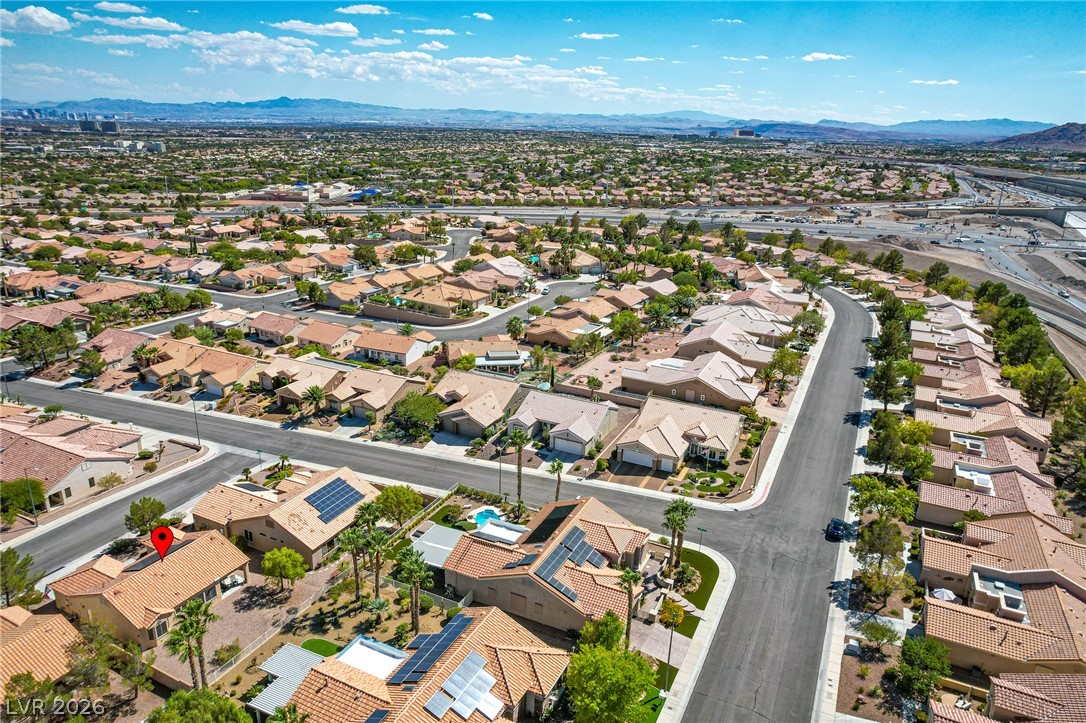 2025 Red Dawn Sky Street Property Photo 34