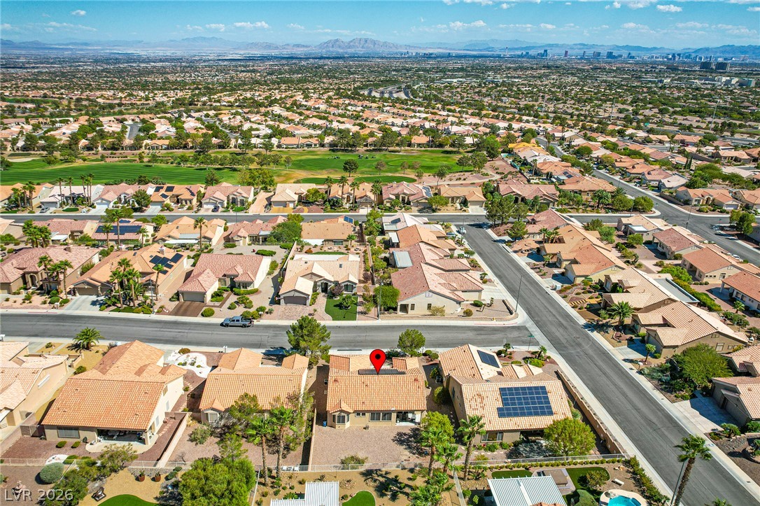 2025 Red Dawn Sky Street Property Photo 35