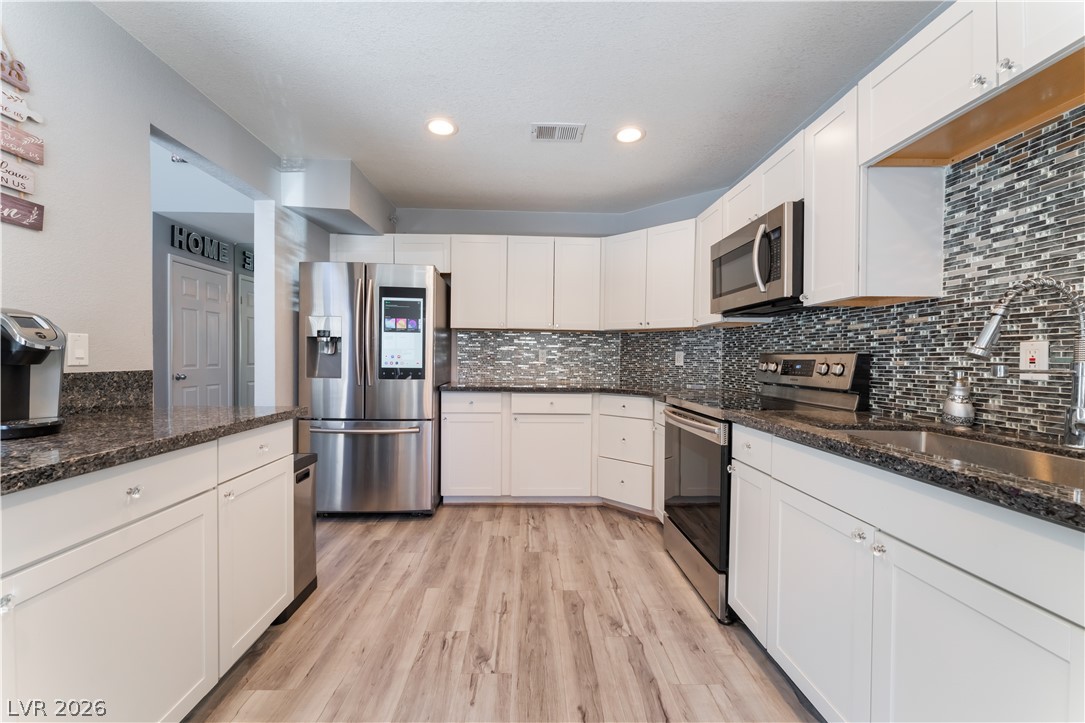 6250 West Flamingo Road 37 Property Photo 2