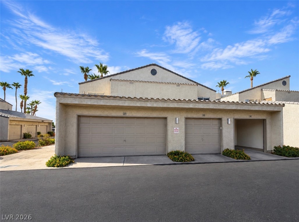 6250 West Flamingo Road 37 Property Photo 5