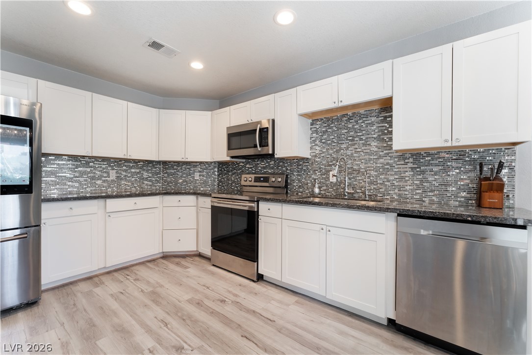 6250 West Flamingo Road 37 Property Photo 12