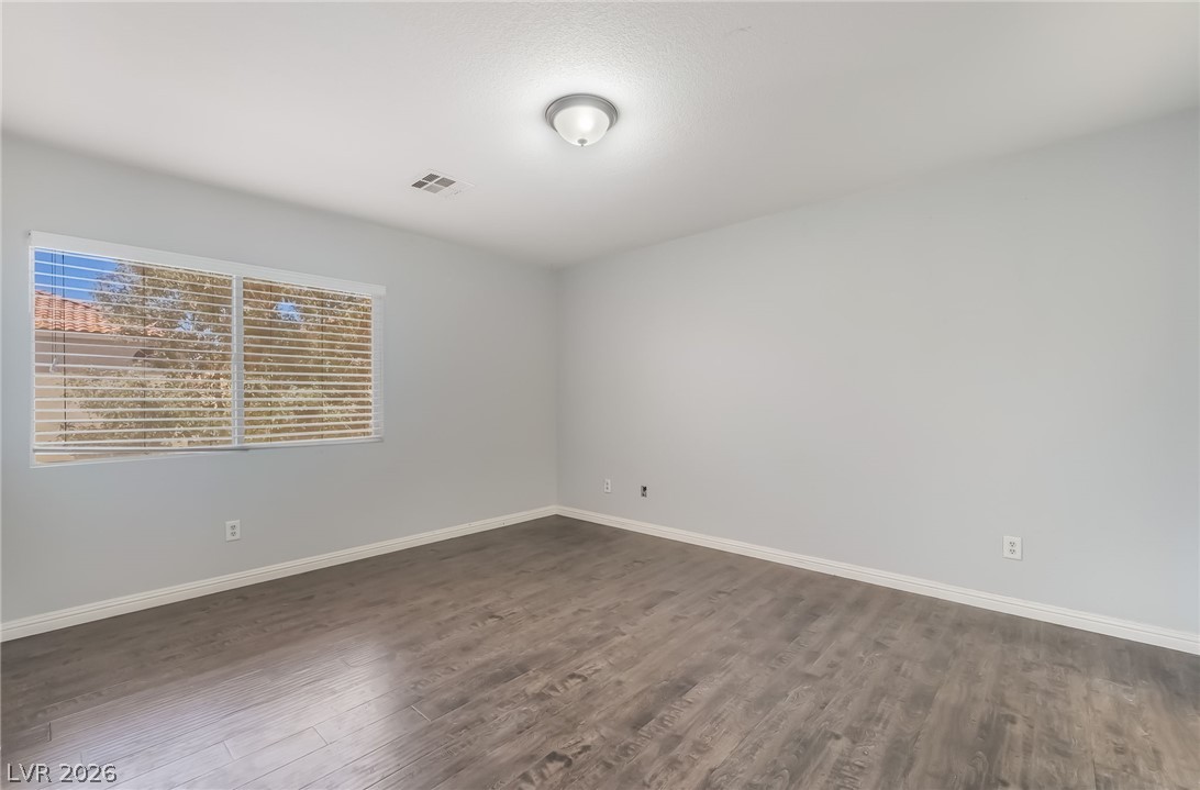 7527 Jacaranda Leaf Street Property Photo 14