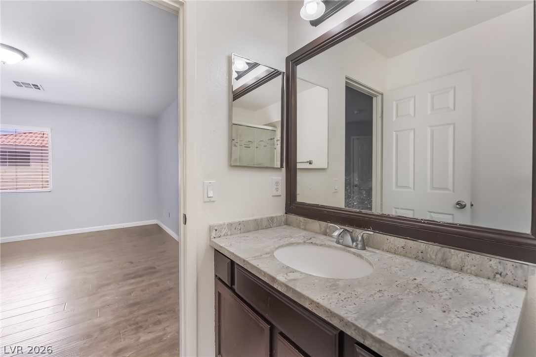 7527 Jacaranda Leaf Street Property Photo 18