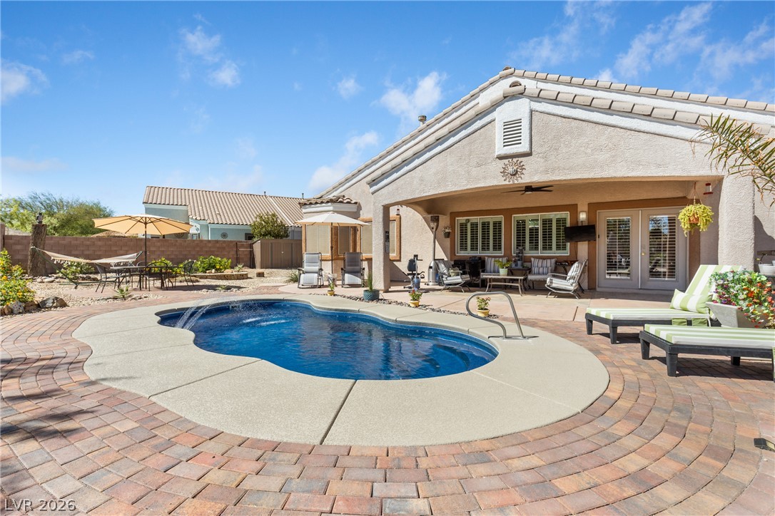 2709 Tropicbird Drive Property Photo 1