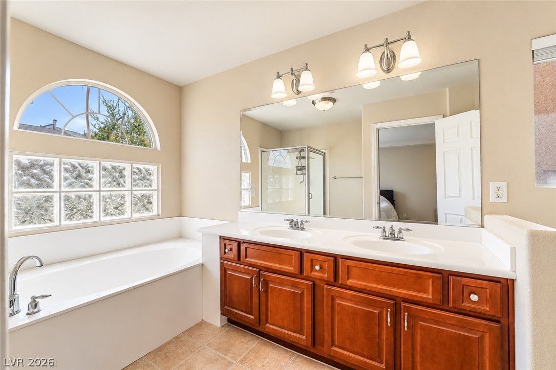 6771 Bravura Court Property Photo 9