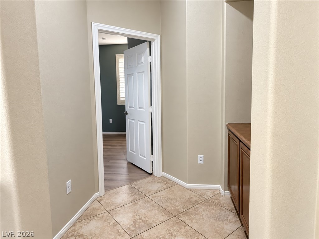 10433 Valaris Court Property Photo 4