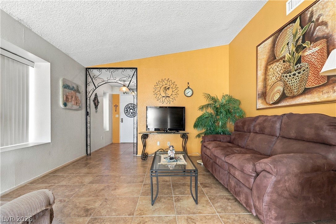 3086 Leandro Court Property Photo 5