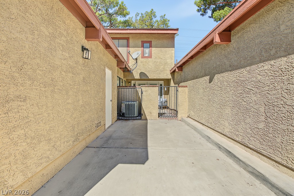 2371 Pickwick Drive 73 Property Photo 39