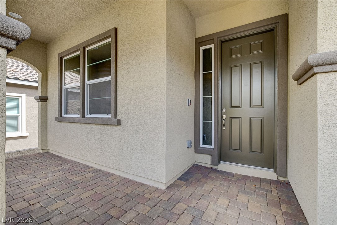 10241 Skye Run Avenue Property Photo 3