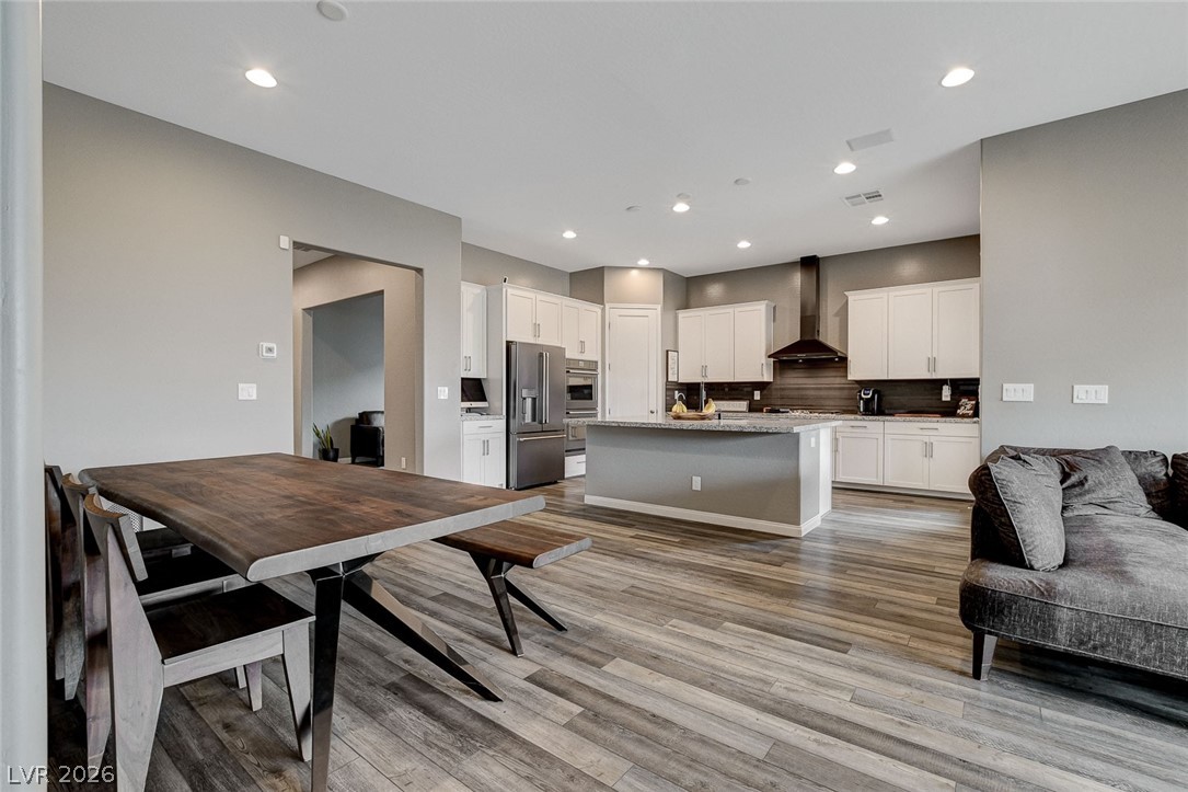 10241 Skye Run Avenue Property Photo 8