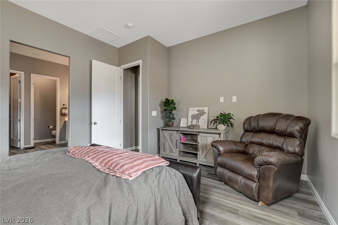 10241 Skye Run Avenue Property Photo 16