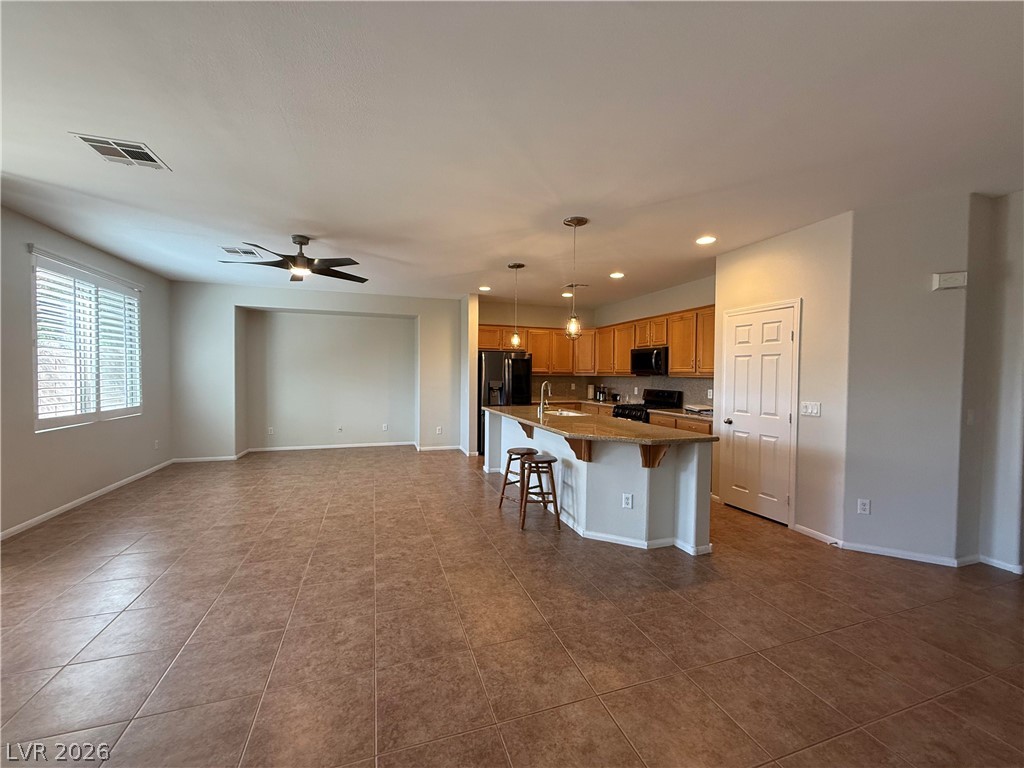 7621 Port Orchard Avenue Property Photo 2