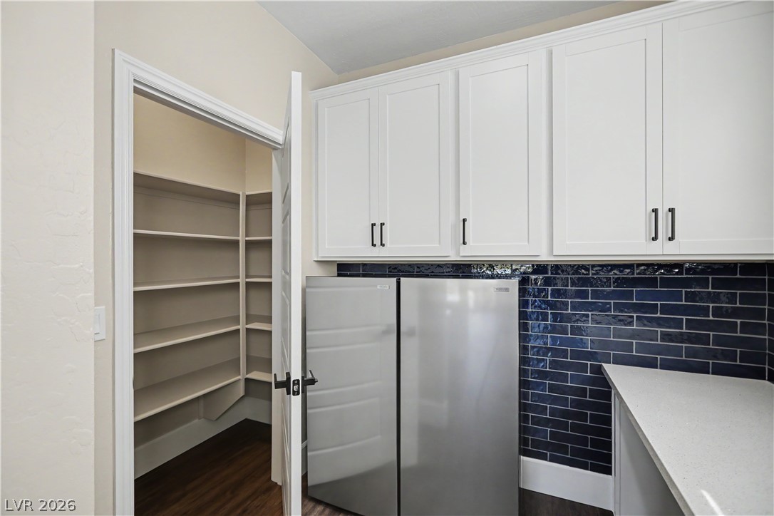 2555 Hampton Road 11210 Property Photo 28