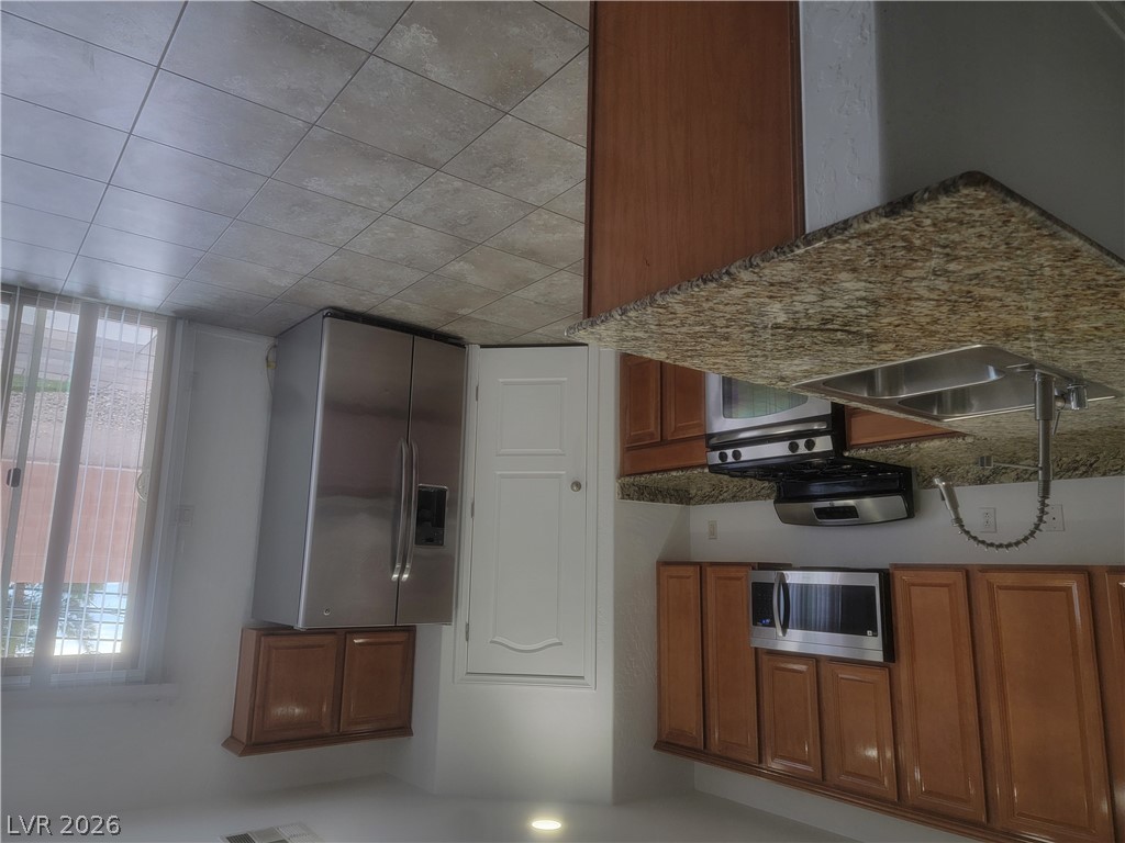 2822258 Property Photo 4