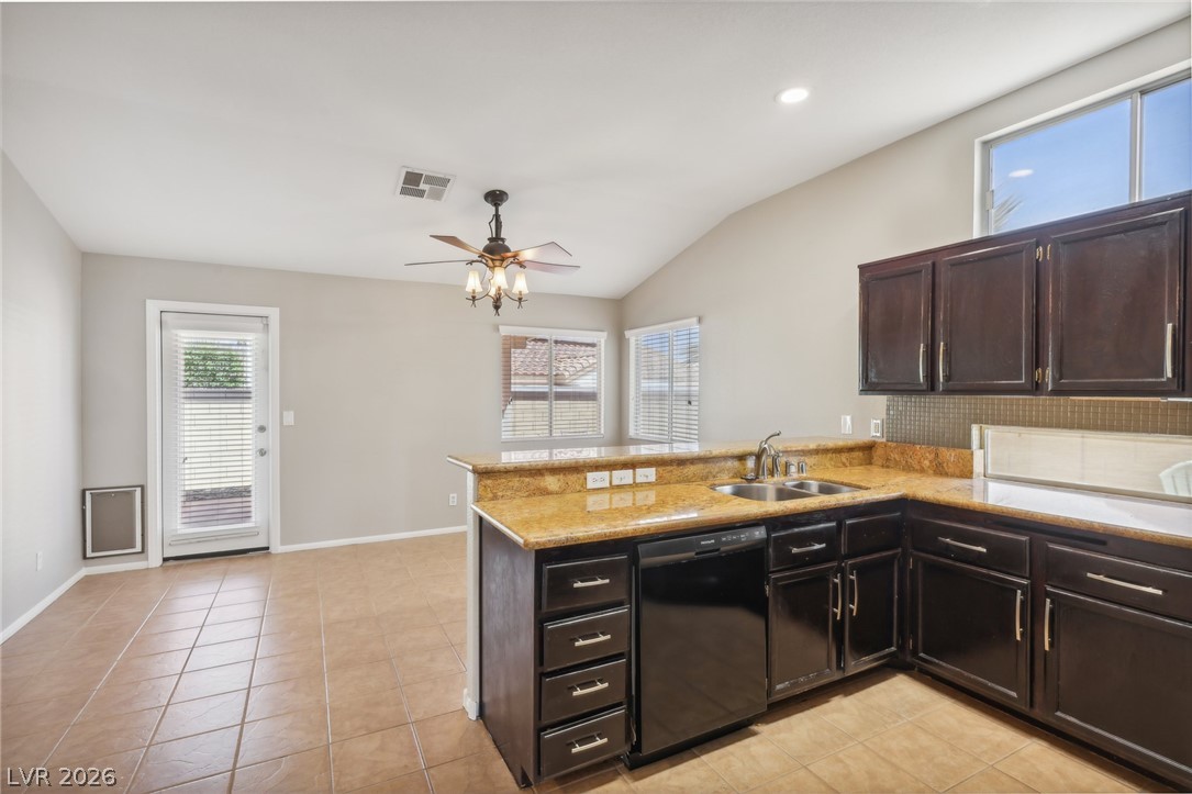 1694 Navarre Lane Property Photo 8