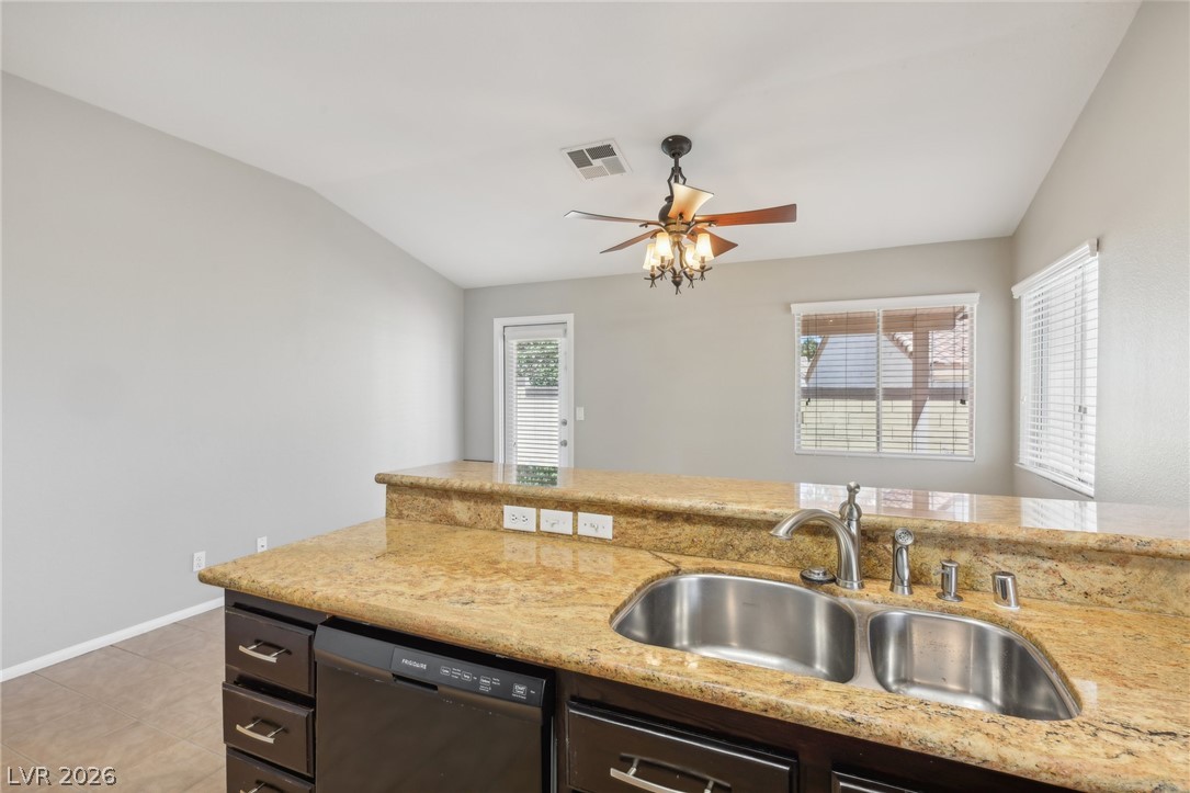 1694 Navarre Lane Property Photo 12