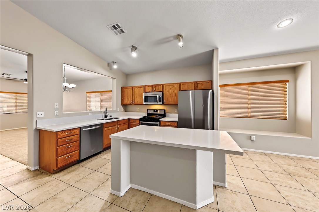 4821 Cascade Pools Avenue Property Photo 8