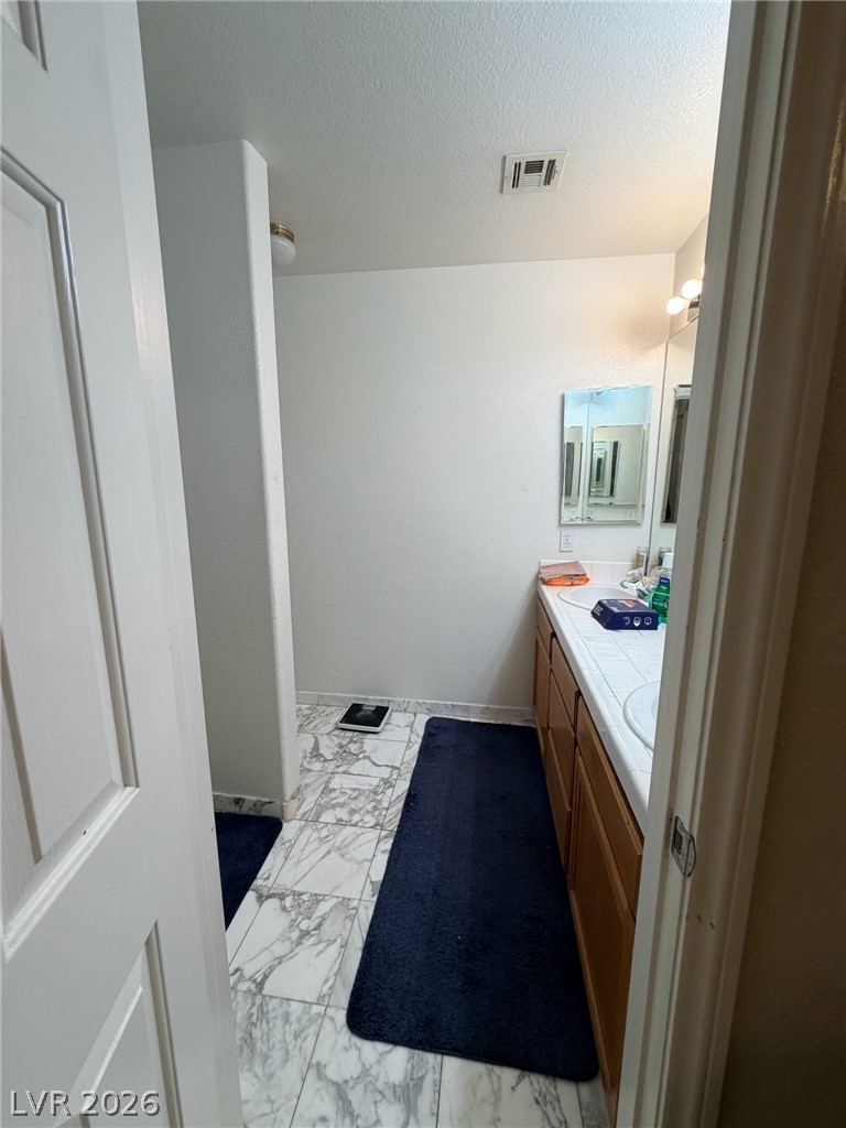 520 Arrowhead Trail 921 Property Photo 6