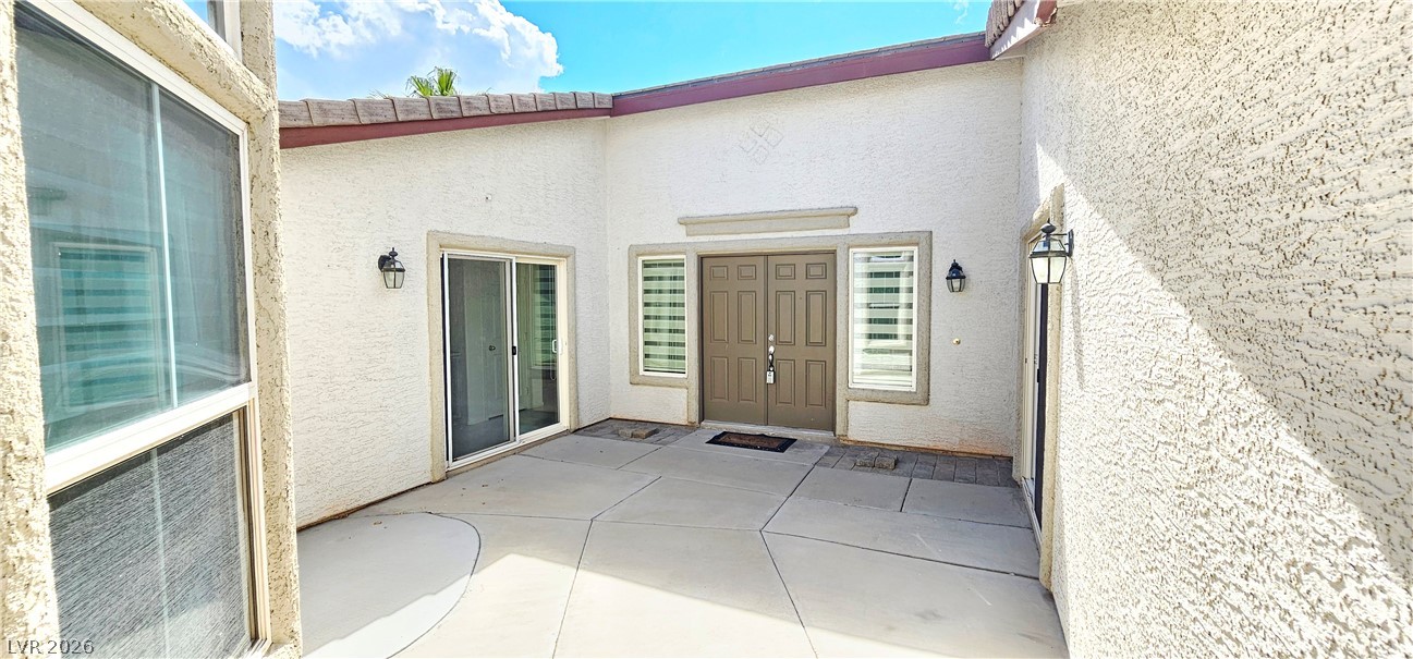 8229 Flowing Rapids Court Property Photo 5