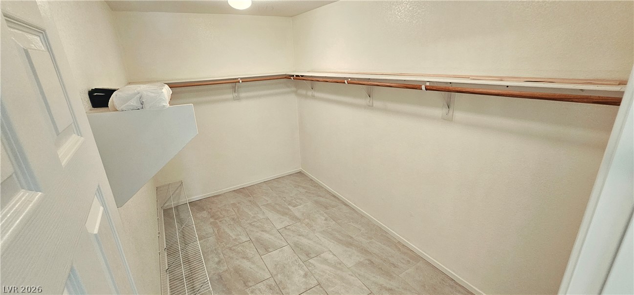 8229 Flowing Rapids Court Property Photo 16