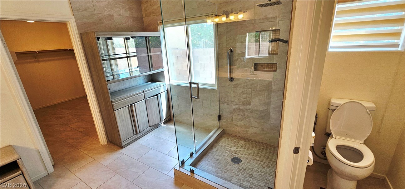 8229 Flowing Rapids Court Property Photo 18
