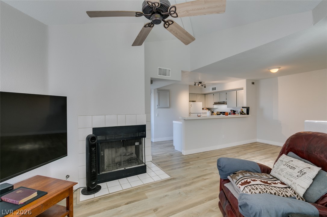 2251 Wigwam Parkway 723 Property Photo 8