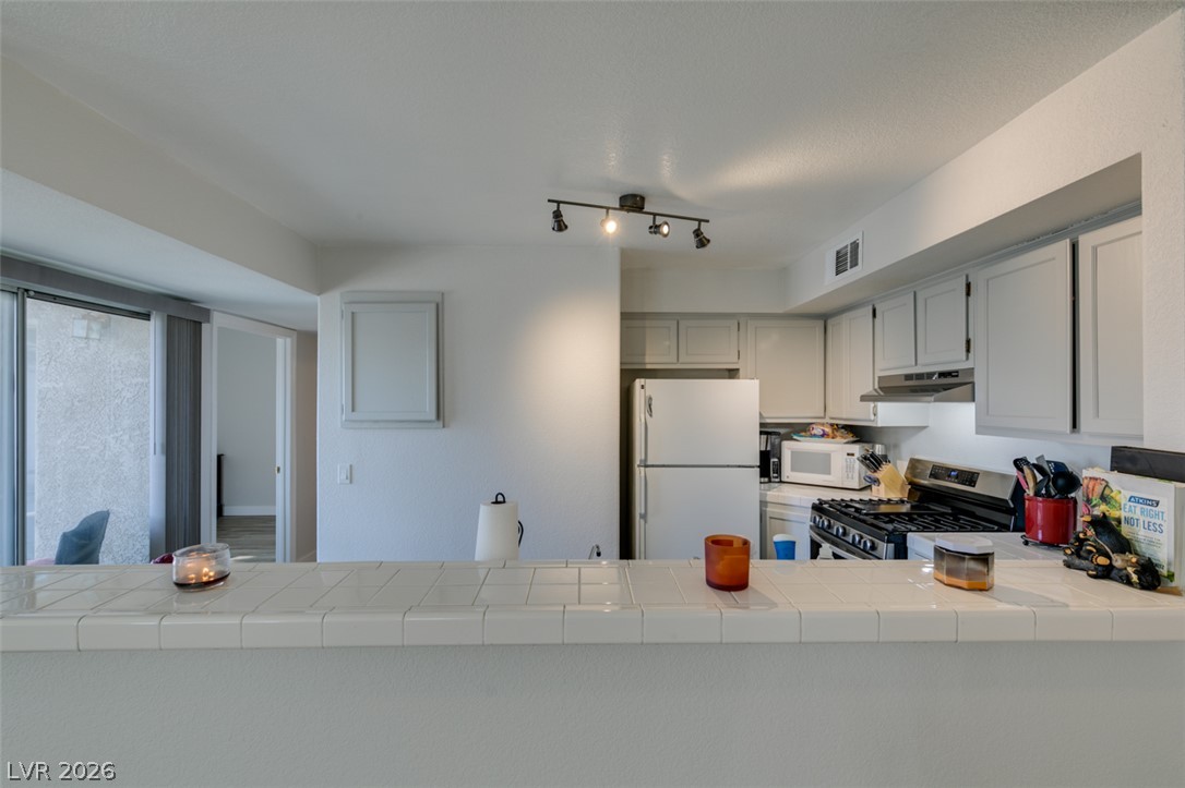 2251 Wigwam Parkway 723 Property Photo 20