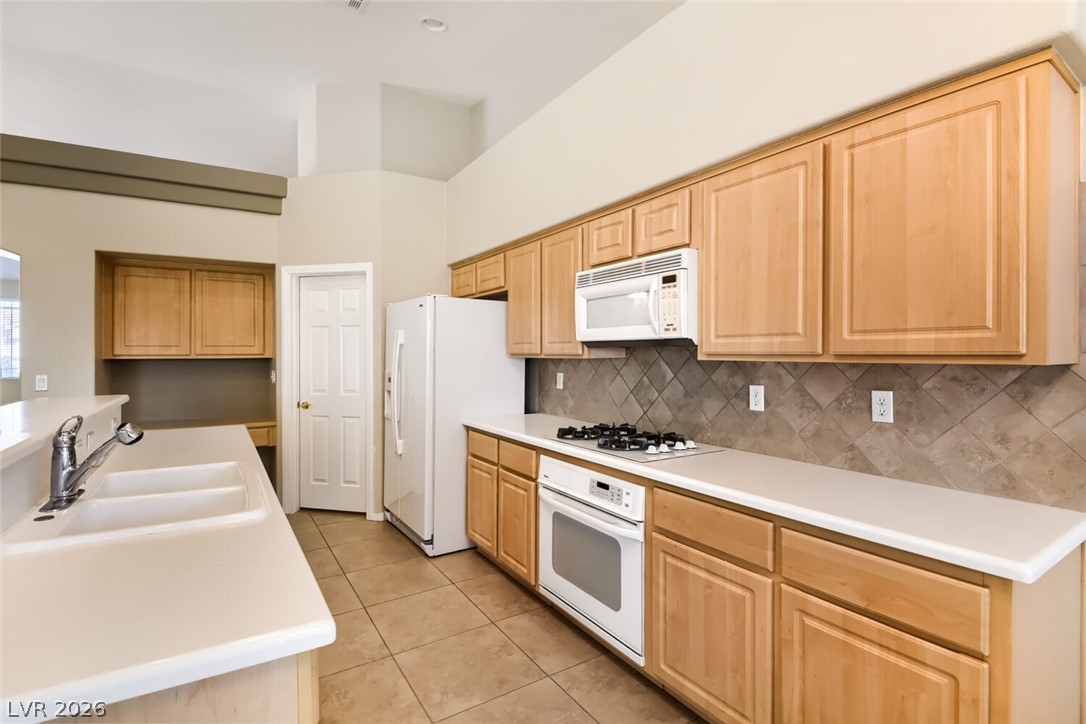 1107 Bear Cub Court Property Photo 5