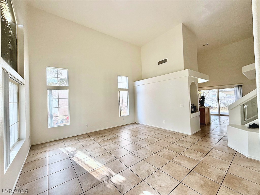 8700 Raindrop Canyon Avenue Property Photo 2
