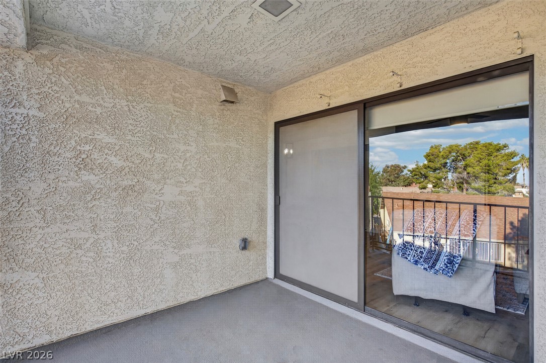 4724 Nara Vista Way 204 Property Photo 27