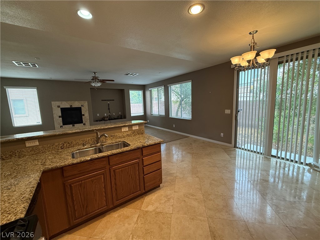 5904 Gold Horizon Street Property Photo 11