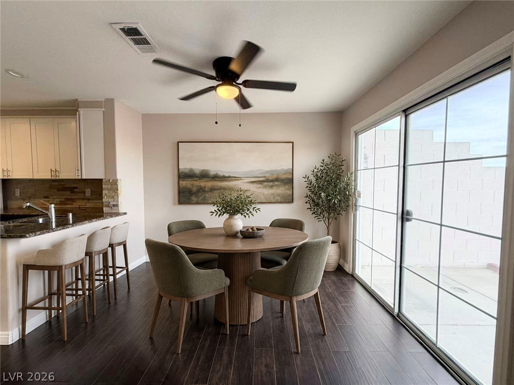 8200 Midnight Star Court Property Photo 4