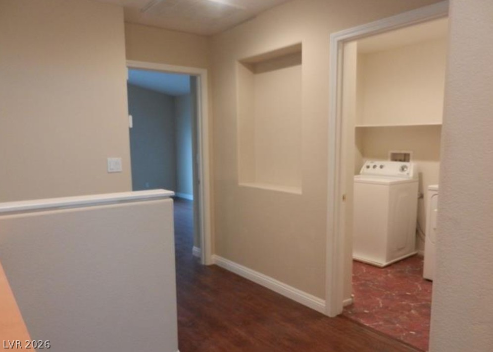 4421 Oberlander Avenue Property Photo 8