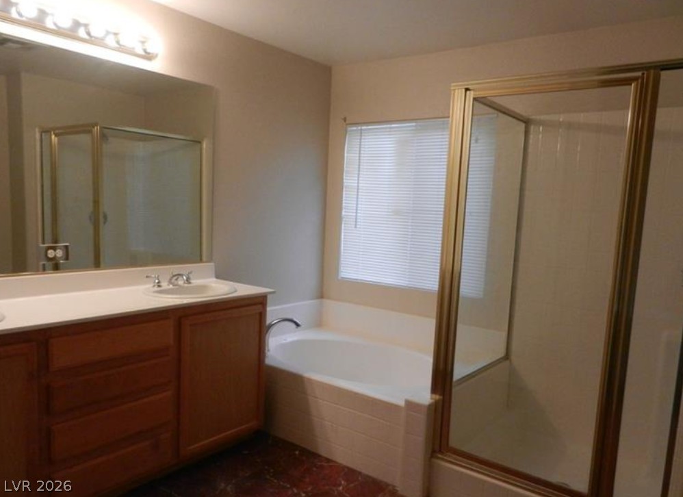 4421 Oberlander Avenue Property Photo 12