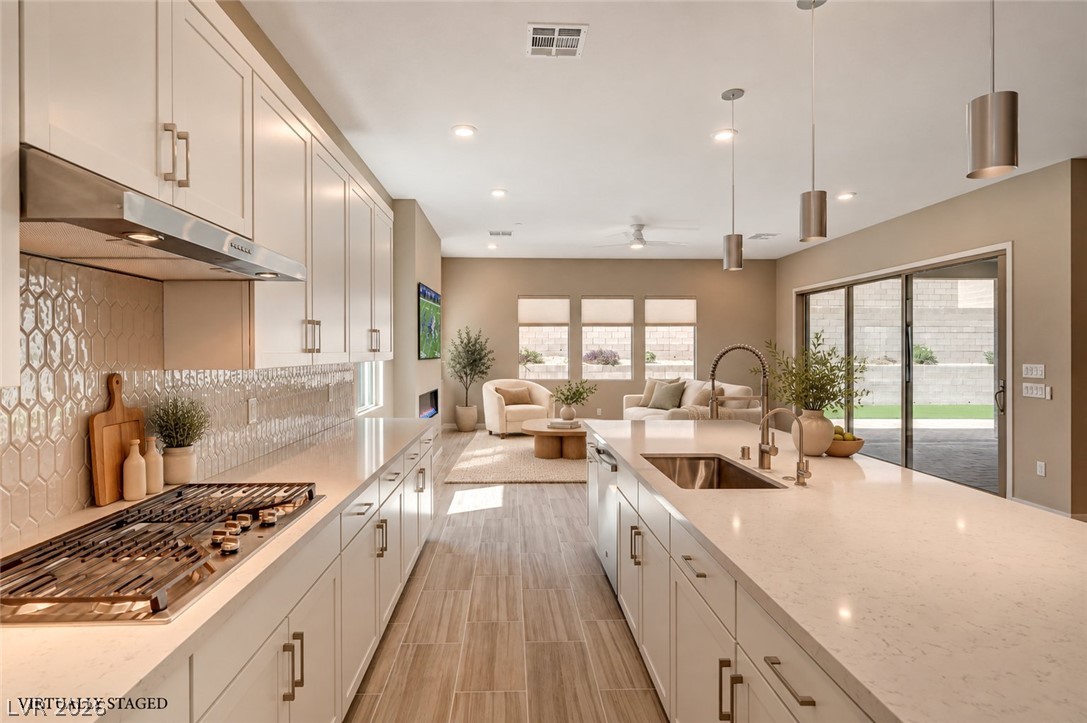 199 Bella Noche Street Property Photo 13