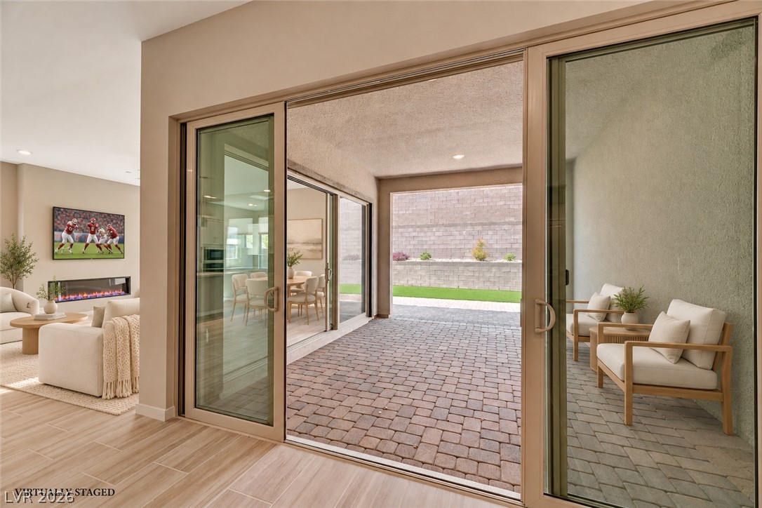199 Bella Noche Street Property Photo 24