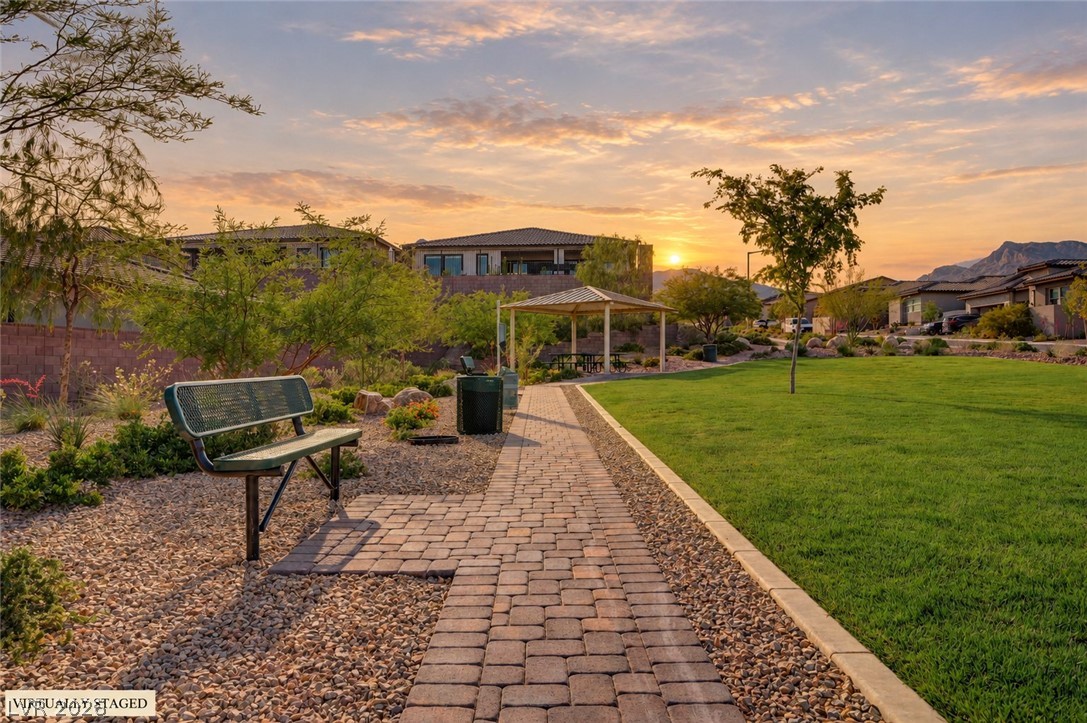 199 Bella Noche Street Property Photo 38