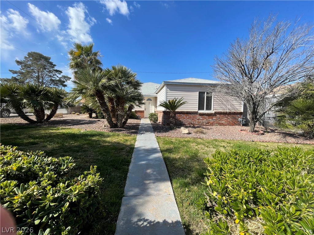590 National Street Property Photo 2