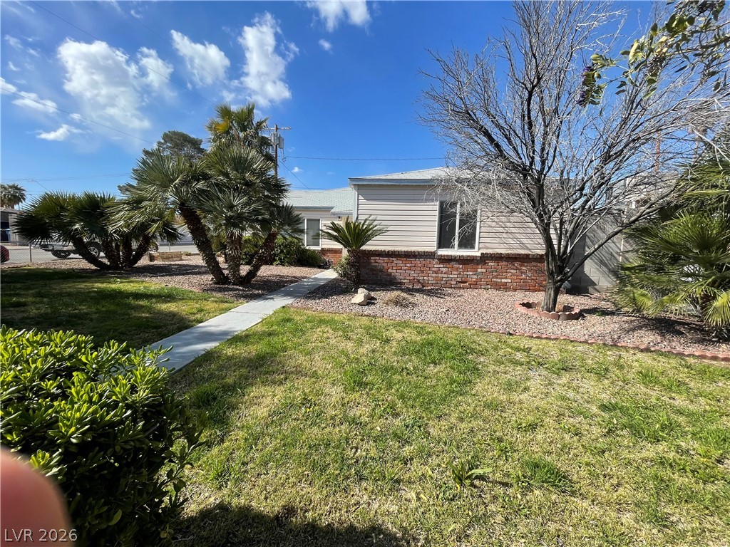 590 National Street Property Photo 3