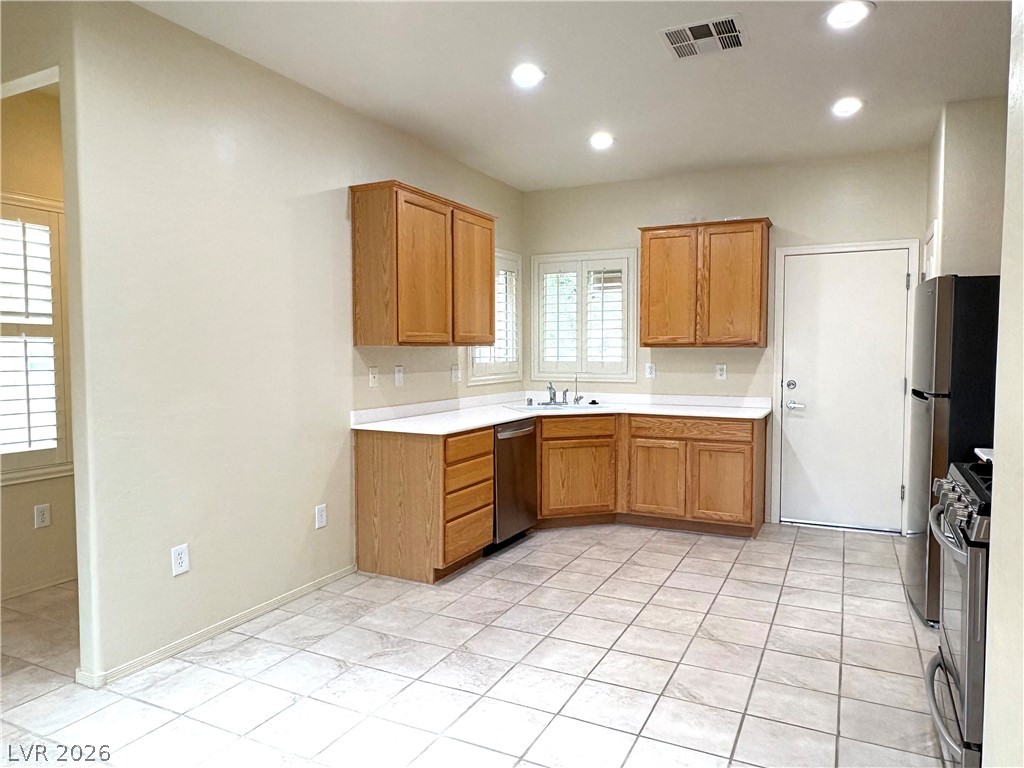 3612 Herring Gull Lane Property Photo 13