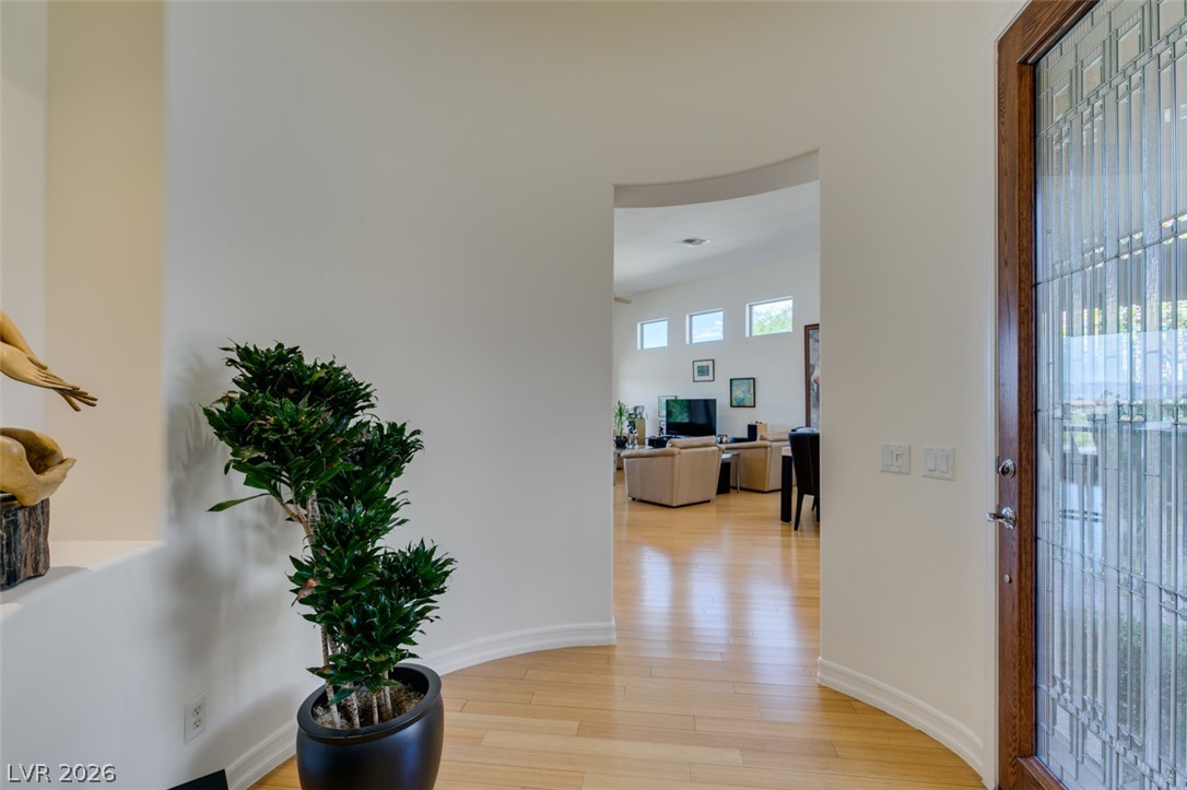 51 East Braelinn Drive Property Photo 11