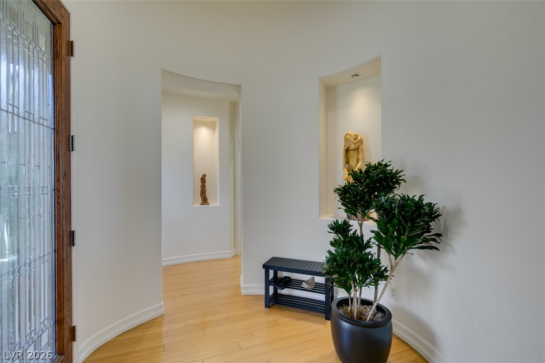 51 East Braelinn Drive Property Photo 12