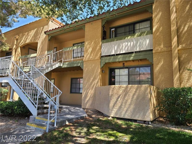 5122 South Jones Boulevard 104 Property Photo 1
