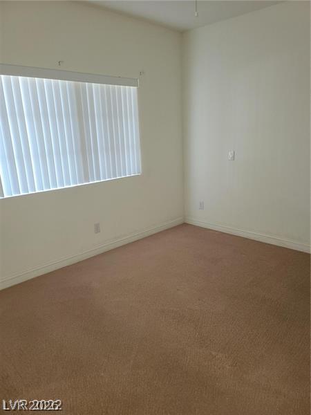 5122 South Jones Boulevard 104 Property Photo 4