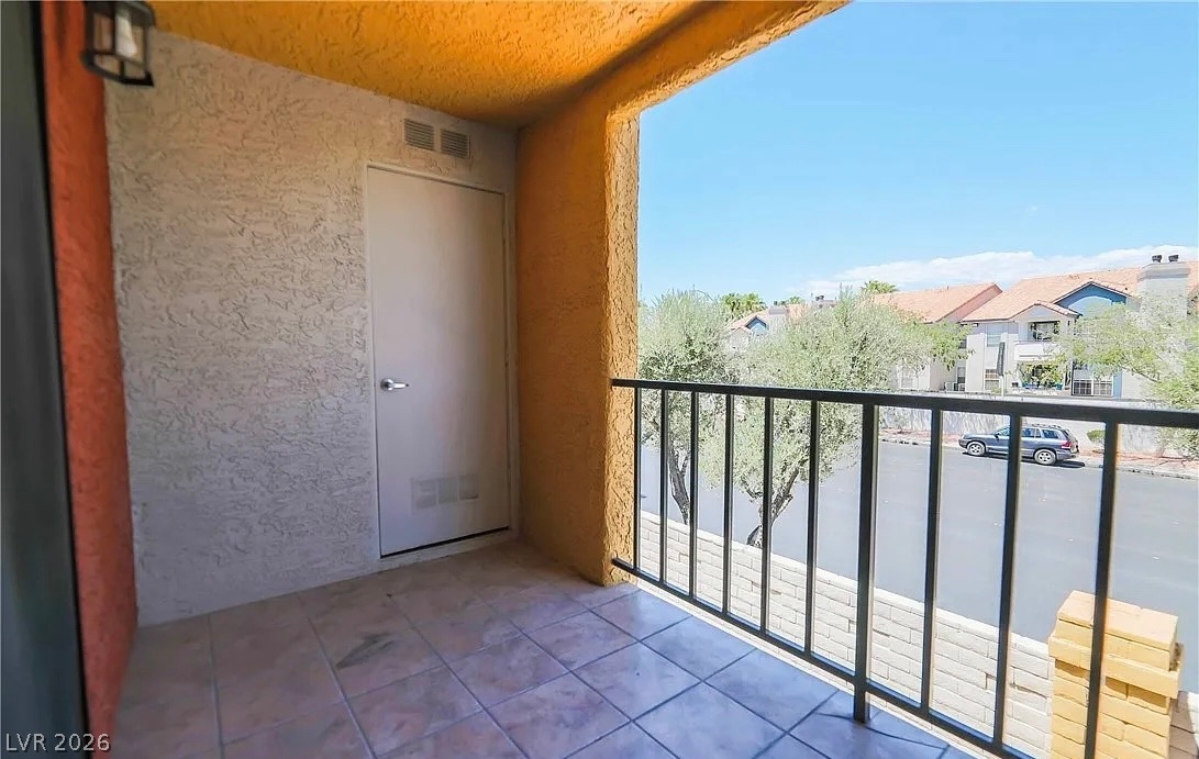 2700 North Rainbow Boulevard 2137 Property Photo 18