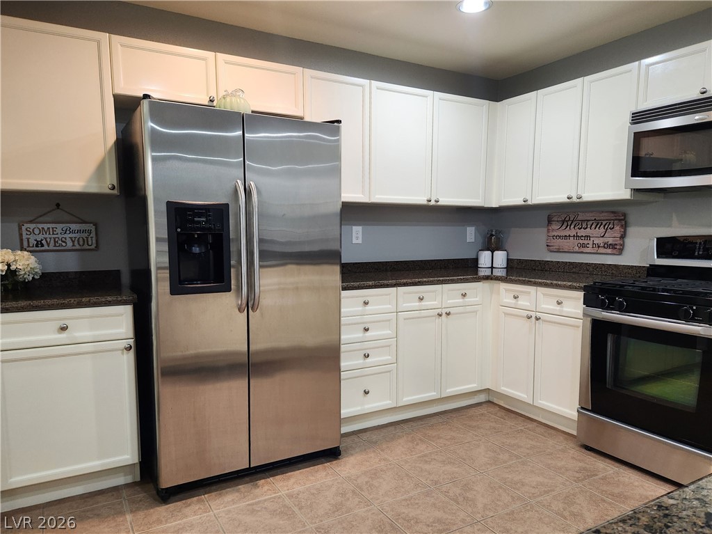 10549 Gibbous Moon Drive Property Photo 7