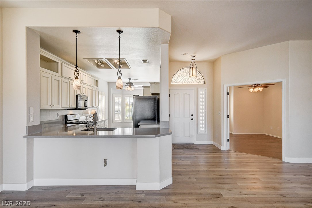 10406 Cogswell Avenue Property Photo 21